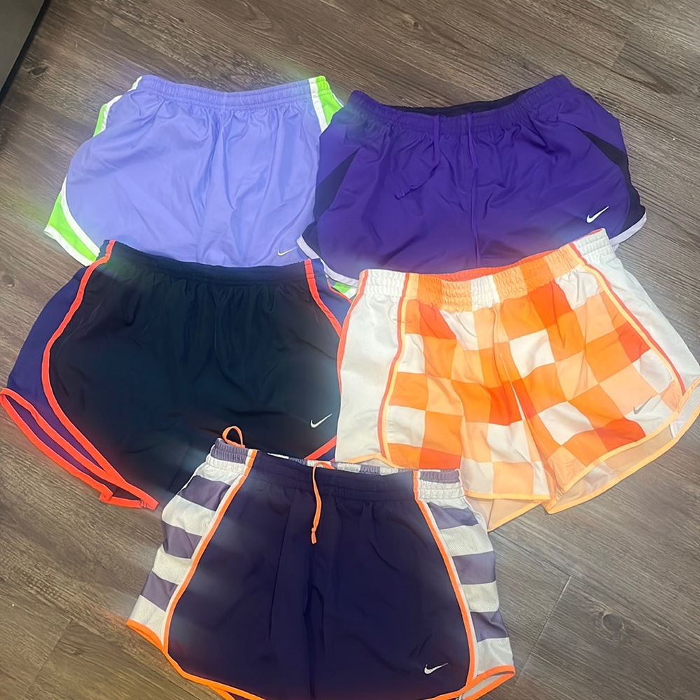 5 Size Small Nike Shorts